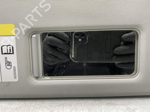 Used Right sun visor Right sun visor VW POLO V (6R1, 6C1) 1.4 TDI (75 hp) 32168609 32168609