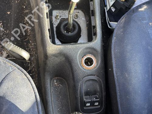 Fuse box PEUGEOT 206 Hatchback (2A/C) 1.4 HDi eco 70 | BP31646875E1