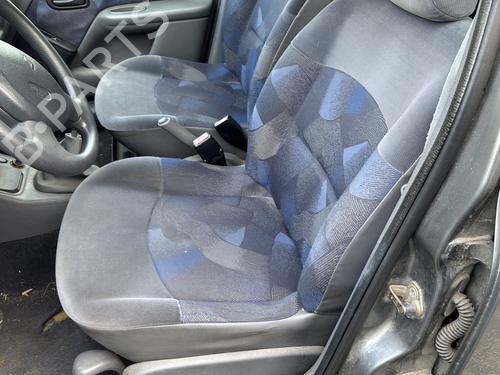 Right headlight RENAULT CLIO II Hatchback Van (SB0/1/2_) 1.9 D (SB0R) | BP30539664C29  - Image 30