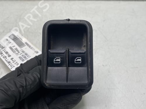 Used Left front window switch SKODA FABIA II (542) 1.6 TDI (75 hp) 31594736