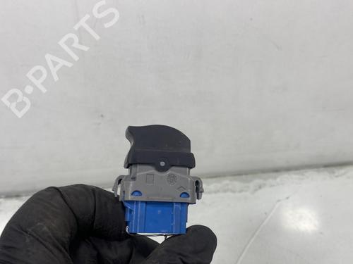 Used Right front window switch Right front window switch RENAULT KANGOO / GRAND KANGOO II (KW0/1_) 1.5 dCi 90 (KW05, KW08, KW0G, KW11) (90 hp) 31134752 31134752