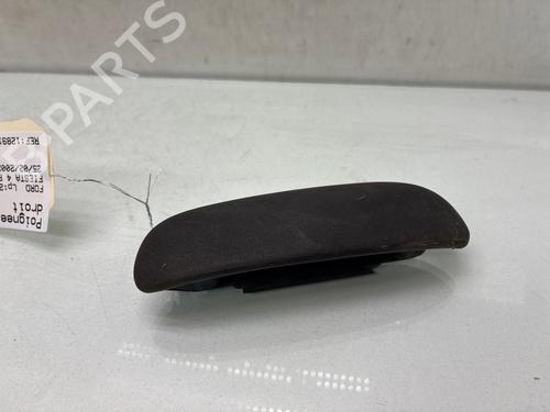 Used Front right exterior door handle Front right exterior door handle 37171902 37171902