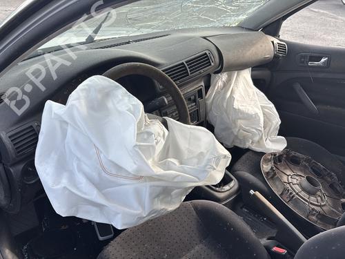 Right headlight VW PASSAT B5 (3B2) 1.9 TDI | BP31175930C29