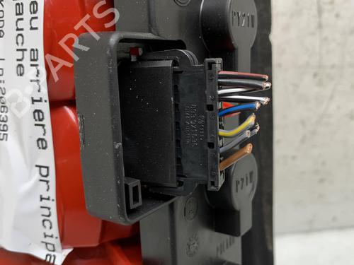 Used Left taillight SKODA OCTAVIA I Combi (1U5) 1.9 TDI (100 hp) 19974125