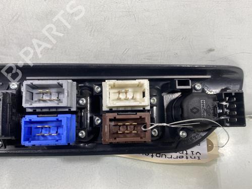 Left front window switch RENAULT LAGUNA I (B56_, 556_) 1.6 16V (B568, B561) | BP29841558I27