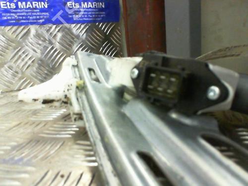 Used Rear right window mechanism Rear right window mechanism OPEL VECTRA C Estate (Z02) 1.9 CDTI (F35) (120 hp) 20020640 20020640