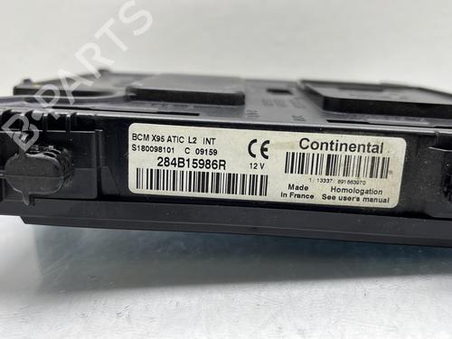 Used Fuse box Fuse box RENAULT MEGANE III Hatchback (BZ0/1_, B3_) 1.5 dCi (106 hp) 21372925 21372925