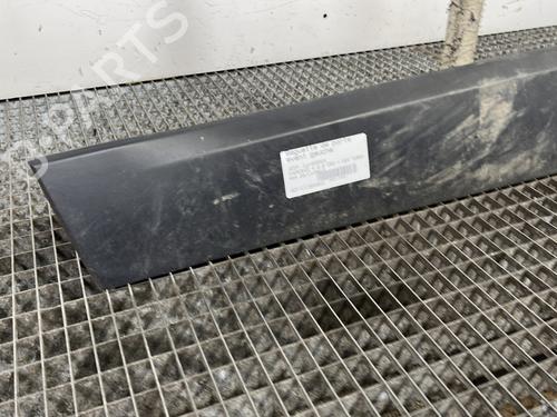 Door moulding trim JEEP CHEROKEE (KL) 2.2 CRD 4x4 | BP29413461C150 