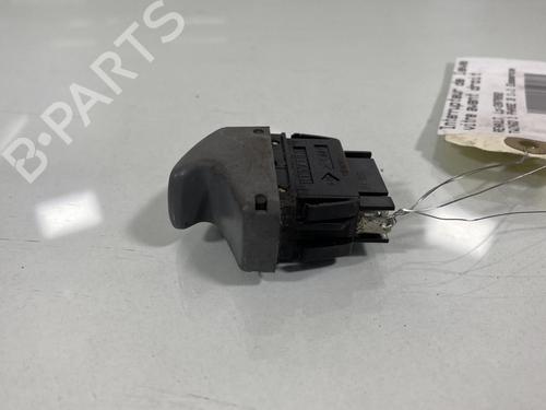 Used Right front window switch Right front window switch RENAULT TWINGO I (C06_) [1993-2012] 19995026 19995026