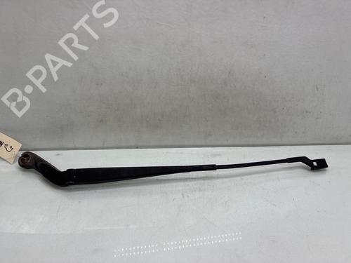 Used Front windshield wiper arm Front windshield wiper arm 37171537 37171537
