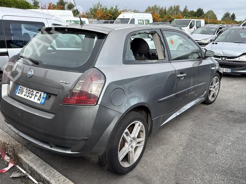 Front right door window FIAT STILO (192_) 1.9 JTD | BP29513643C19 