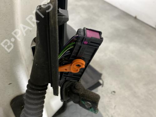 Used Right front door Right front door VW POLO V (6R1, 6C1) 1.2 TDI (75 hp) 22617643 22617643