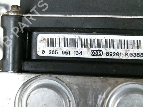 Used ABS pump PEUGEOT 308 I (4A_, 4C_) 1.6 16V (120 hp) 20030422