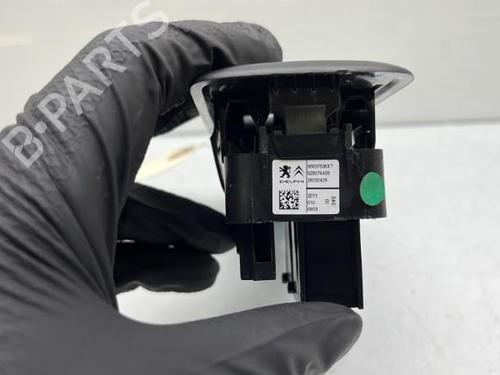 Left front window switch CITROËN C3 II (SC_) 1.4 HDi 70 (SC8HZC, SC8HR0, SC8HP4) | BP19966121I27 