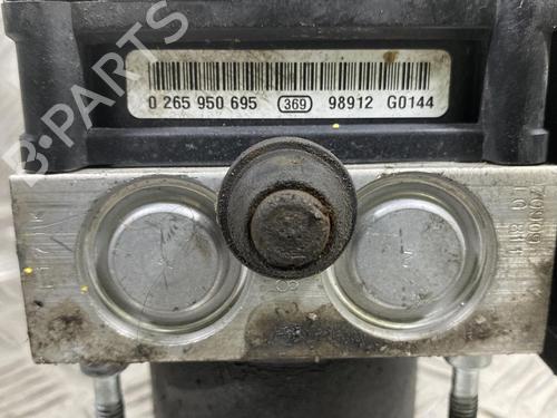 Used ABS pump ABS pump HYUNDAI i30 Estate (FD) 1.6 CRDi (116 hp) 19974228 19974228