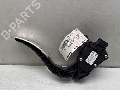 pedal-renault-clio-iv-bh_-2012-2013-2014-2015-2016-2017-2018-2019-2020-2021-33427396 main image
