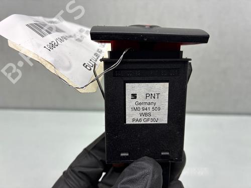 Used Warning switch Warning switch SEAT LEON (1M1) 1.4 16V (75 hp) 34561163 34561163