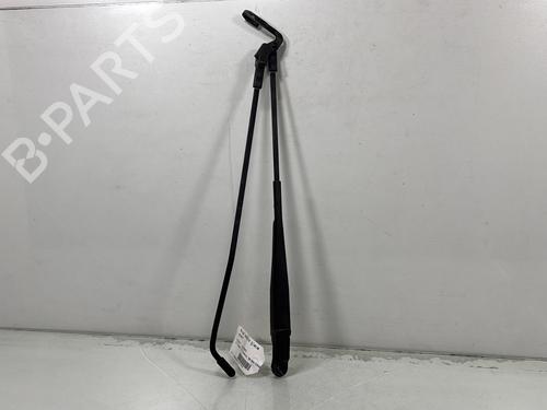 Used Front windshield wiper arm PEUGEOT 107 (PM_, PN_) 1.0 (68 hp) 30878577