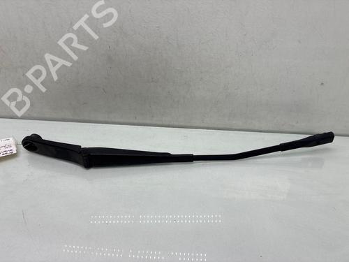 front-windshield-wiper-arm-audi-q2-gab-gag-2016-34196268 main image
