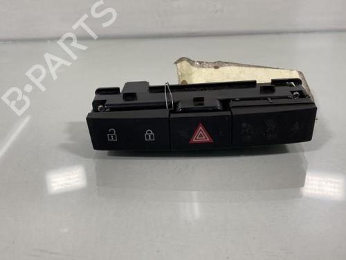 Used Warning switch OPEL ASTRA H (A04) [2004-2014]  20004059