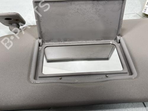 Venstre solskærm Venstre solskærm PEUGEOT 207 (WA_, WC_) 1.4 (73 hp) 33858718 33858718