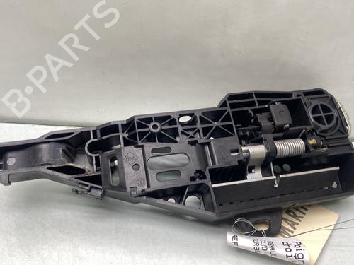 front-right-exterior-door-handle-renault-clio-iv-bh_-2012-2013-2014-2015-2016-2017-2018-2019-2020-2021-28597534 main image