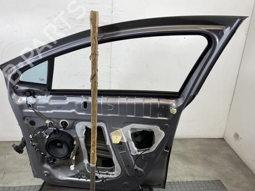 Right front door RENAULT ZOE (BFM_) ZOE | BP24500118C3 