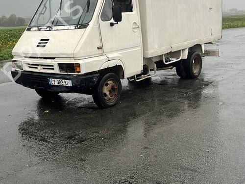 Pièces Détachées Usagées RENAULT TRUCKS MESSENGER Van B 80.35 (FN40B5) (75 hp) 4472986