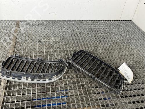 Grille BMW 3 (E90) 318 d | BP24551921C40