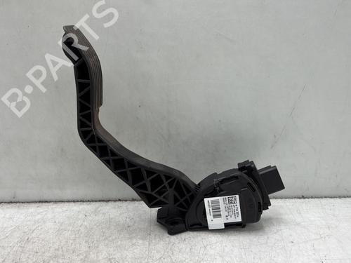 Used Pedal Pedal PEUGEOT 208 I (CA_, CC_) 1.2 VTI 82 (82 hp) 32379189 32379189