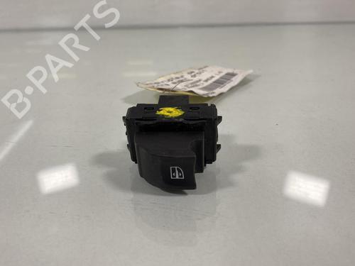 Used Right front window switch Right front window switch RENAULT LAGUNA III Grandtour (KT0/1) 1.5 dCi (KT0A, KT0R, KT02) (110 hp) 20000889 20000889
