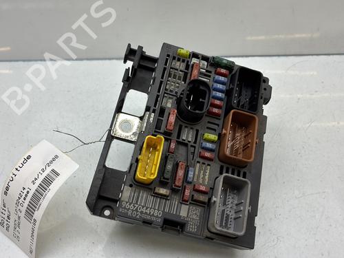 Used Fuse box Fuse box CITROËN C5 III Break (RW_) 2.0 HDi (136 hp) 34449714 34449714