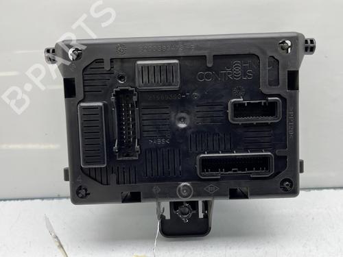 Used Fuse box Fuse box RENAULT CLIO III (BR0/1, CR0/1) 1.5 dCi (C/BR0G, C/BR1G) (68 hp) 20330461 20330461