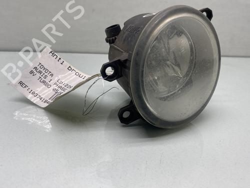 Used Right front fog light TOYOTA AURIS (_E15_) 1.4 D-4D (NDE150_, NDE150R) (90 hp) 26152711