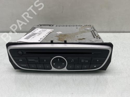 Used Radio RENAULT MEGANE III Hatchback (BZ0/1_, B3_) 1.5 dCi (BZ09, BZ0D, BZ1W, BZ29, BZ14) (110 hp) 30307204