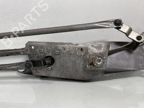 Used Front wiper motor Front wiper motor RENAULT MODUS / GRAND MODUS (F/JP0_) 1.5 dCi (JP0G, JP0H) (106 hp) 31883223 31883223