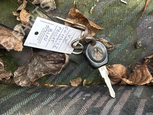 Right taillight VW PASSAT B3/B4 Variant (3A5, 35I) 1.6 TD | BP32302255C35