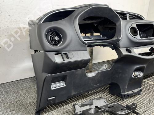 Dashboard TOYOTA YARIS (_P13_) 1.5 Hybrid (NHP130_, NHP130) | BP28475686C46 