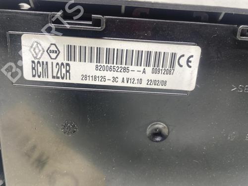 Used Fuse box RENAULT CLIO III (BR0/1, CR0/1) 1.5 dCi (C/BR0G, C/BR1G) (68 hp) 20184416