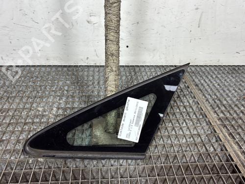 front-left-quarter-glass-opel-corsa-e-x15-2014-33774112 main image