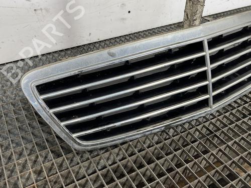 Grille MERCEDES-BENZ C-CLASS (W203) C 220 CDI (203.006) | BP30112908C40