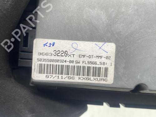 Used Display monitor Display monitor PEUGEOT 1007 (KM_) 1.4 16V (88 hp) 19988858 19988858