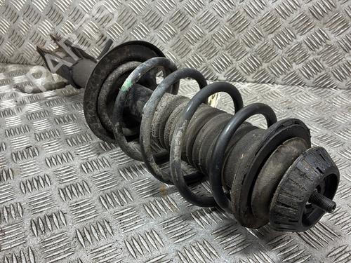 Used Right front shock absorber Right front shock absorber TOYOTA YARIS (_P9_) 1.4 D-4D (NLP90_, NLP90R) (90 hp) 34477605 34477605