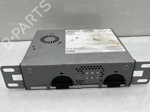 Used Radio RENAULT ARKANA I (LCM_, LDN_) 1.6 E-TECH 145 (LDMU) (143 hp) 26295901