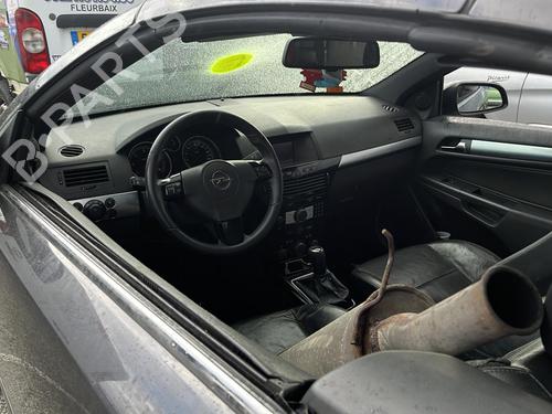 Left headlight OPEL ASTRA H TwinTop (A04) 1.9 CDTi (L67) | BP22713740C28 