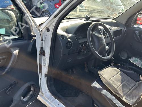 Front left lock CITROËN BERLINGO / BERLINGO FIRST Box Body/MPV (M_) 1.9 D 70 (MBWJZ, MCWJZ) | BP26212563C98 