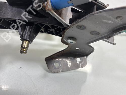 Clutch pedal RENAULT SCÉNIC II (JM0/1_) 1.6 (JM0C, JM0J, JM1B) | BP29866859I13