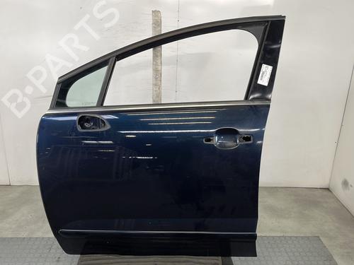 Used Left front door PEUGEOT 5008 (0U_, 0E_) 1.6 HDi (110 hp) 28724821