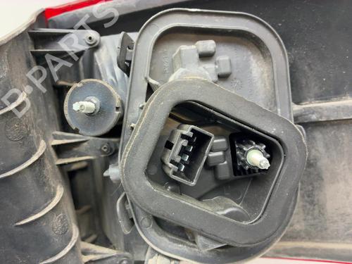 left-taillight-ford-c-max-ii-dxacb7-dxaceu-2010-2011-2012-2013-2014-2015-2016-2017-2018-2019-39947911 main image