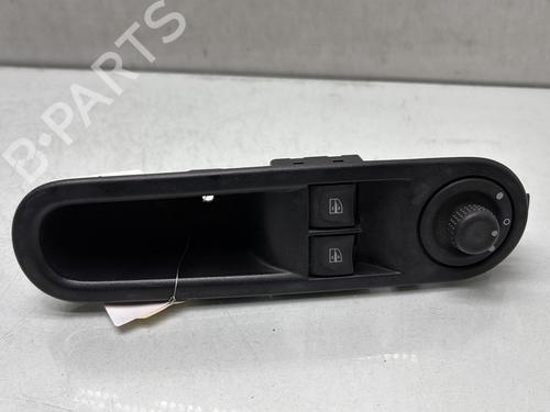 Used Left front window switch RENAULT TWINGO III (BCM_, BCA_) 0.9 TCe 95 (92 hp) 28279305